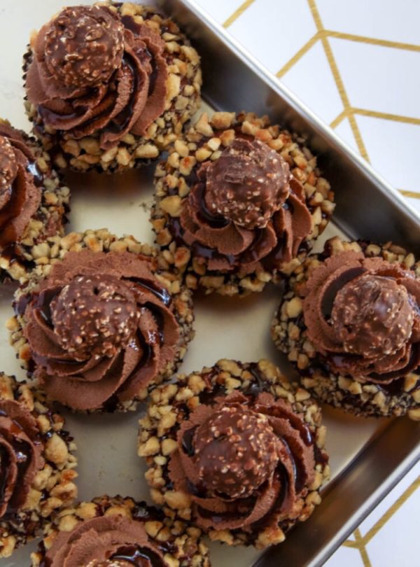 Ferrero Rocher Cupcakes! Find the recipe on queensleeappetite.com