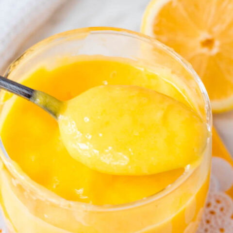 Perfect, homemade, creamy and tart lemon curd. Amazing addition to your favourite desserts, or just eating with a spoon!