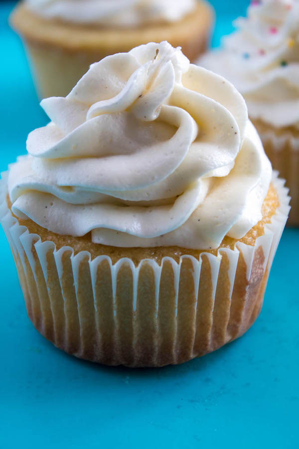 A light, fluffy, and dreamy Vanilla Buttercream Frosting. Perfect for frosting cakes, cupcakes, and more!