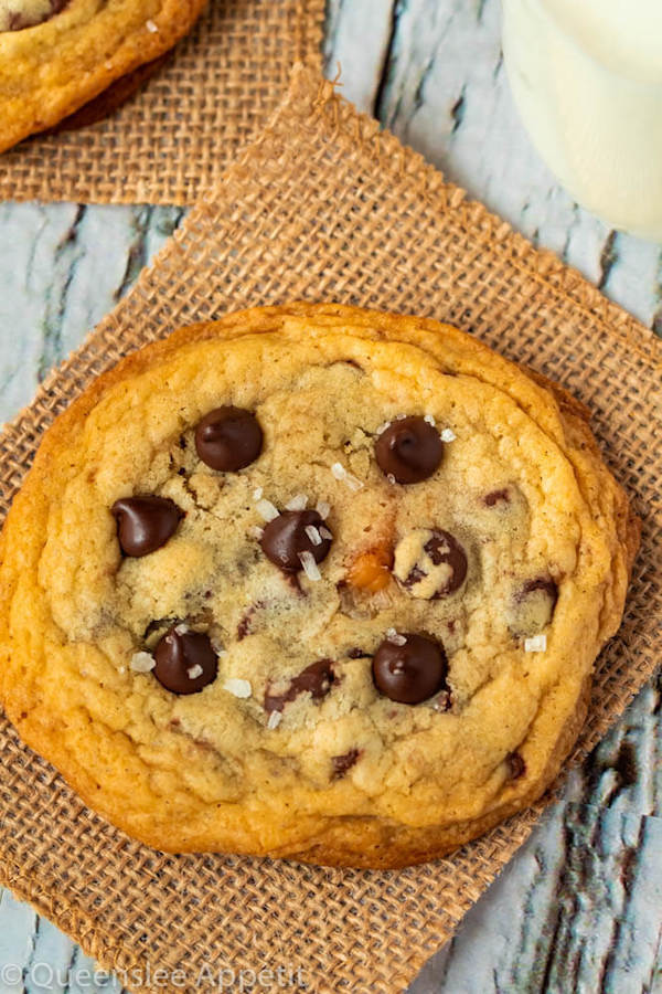 These Salted Caramel Chocolate Chip Cookies are perfectly soft and chewy and are stuffed with gooey caramel and garnished with sea salt! Classic Chocolate Chip Cookie + Salted Caramel = a match made in cookie heaven!