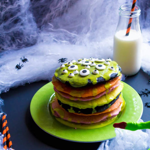 These Halloween Pancakes are a fun and easy breakfast to enjoy this Halloween!