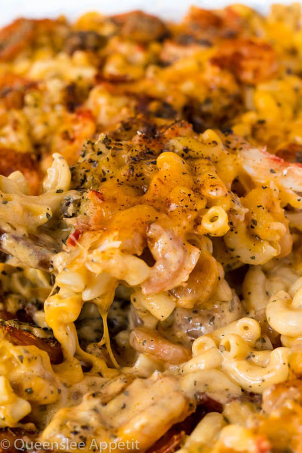 Cheesy Cajun Shrimp and Crab Mac and Cheese