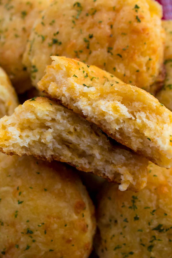 These Homemade Cheddar Biscuits are extremely tender, fluffy, buttery and savory. This is the perfect side dish to add to your Holiday dinner menu.
