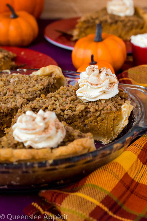 streusel pumpkin pie 