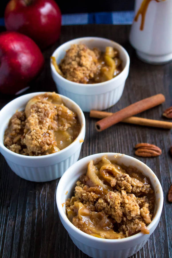 Salted Caramel Apple Crisp – Fresh apples, tossed with sugar and spices, blanketed under a layer of salted caramel sauce and topped with a crispy oatmeal-pecan crumble! This salty and sweet treat is the perfect dessert for Fall and Thanksgiving!