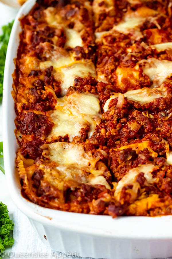 This Lasagna is the best I've ever had! Layers of a thick and meaty sauce, creamy ricotta filling and a cheesy topping. I guarantee this will be your new favourite go-to recipe for the holidays!