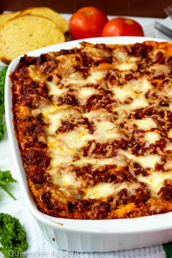 This Lasagna is the best I've ever had! Layers of a thick and meaty sauce, creamy ricotta filling and a cheesy topping. I guarantee this will be your new favourite go-to recipe for the holidays!