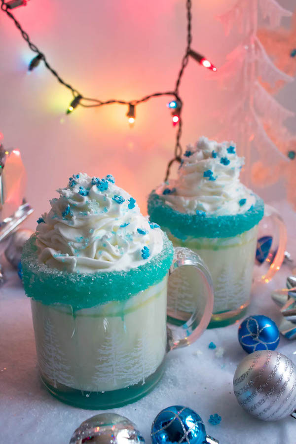This Winter Wonderland White Hot Chocolate is a fun and festive drink perfect for winter! It's almost too cute to drink!