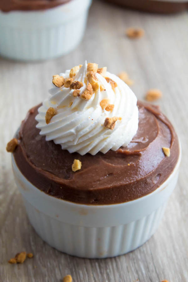 This Homemade Nutella Pudding is super velvety, thick and decadent. Packed with loads of Chocolate-hazelnut flavour, it's a tasty treat everyone will enjoy!