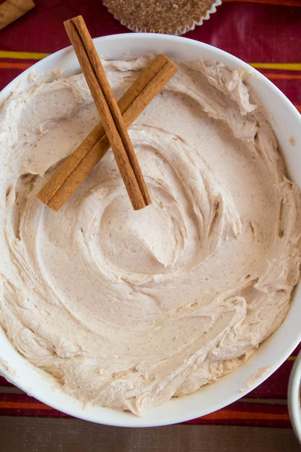A light, fluffy, and dreamy Cinnamon Buttercream Frosting. Perfect for frosting cakes, cupcakes, and more!