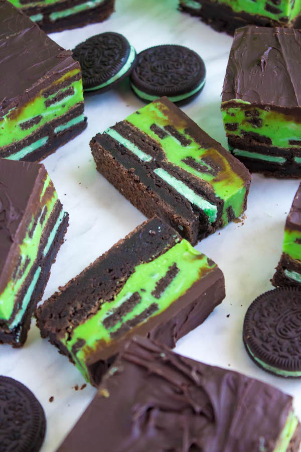 Oreo Mint Fudge : Oreo Mint Fudge Cremes, 11.3 OZ - Walmart.com : Patrick's day fudge in an airtight container.