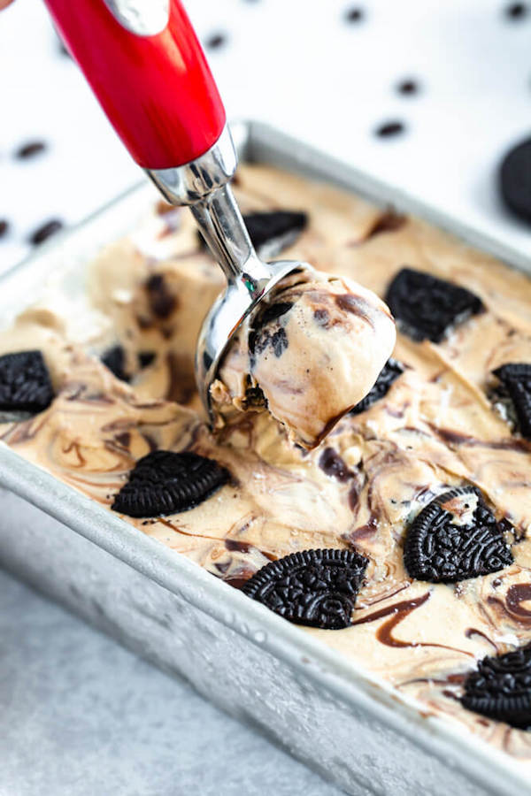 no-churn coffee ice cream with chunks of Oreo and a swirl of Nutella ganache