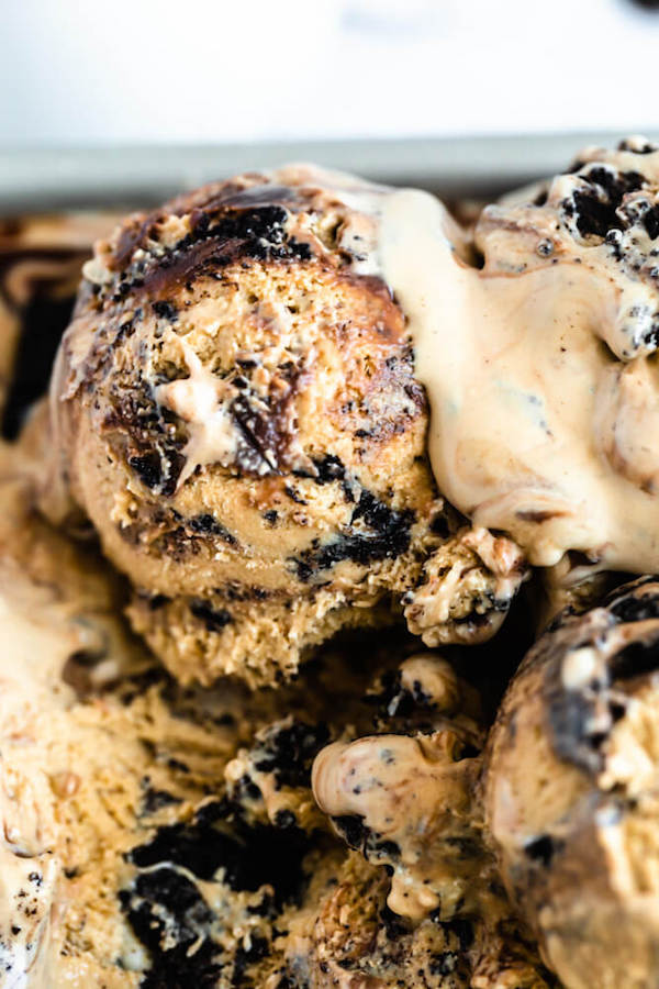 no-churn coffee ice cream with chunks of Oreo and a swirl of Nutella ganache