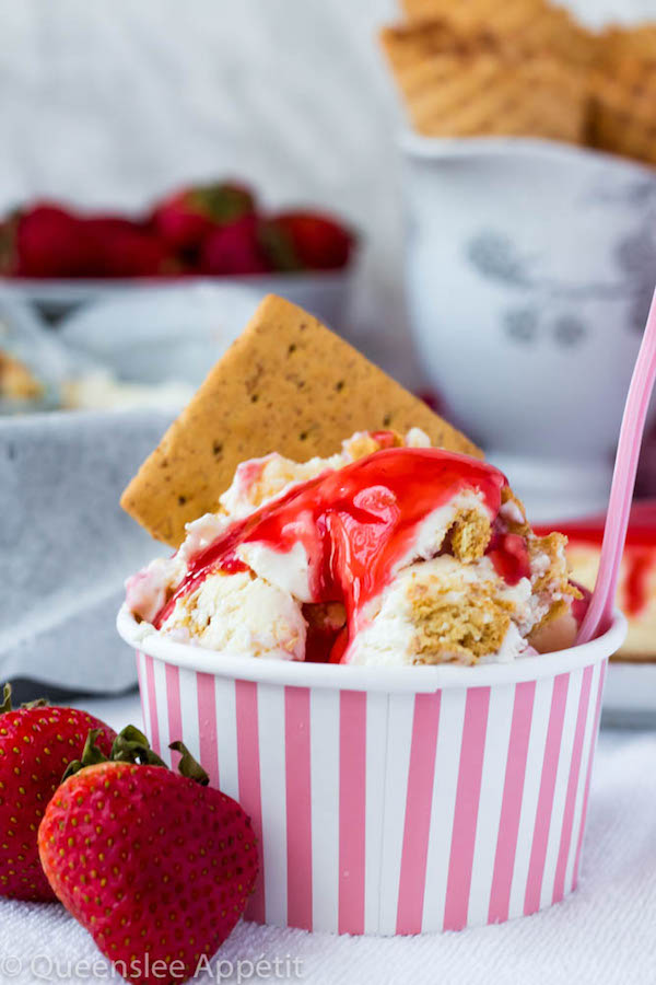 This No-Churn Strawberry Cheesecake Ice Cream consists of a cheesecake flavoured ice cream base that’s loaded with cheesecake and graham cracker pieces and a swirl of sweet homemade strawberry sauce. This simple and delicious dessert just screams summer!