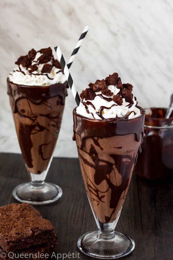 This Brownie Milkshake is a super decadent treat every chocolate lover should taste at least once! Loaded with brownie chunks and decorated with ganache, this milkshake is packed with delicious chocolate flavour. 