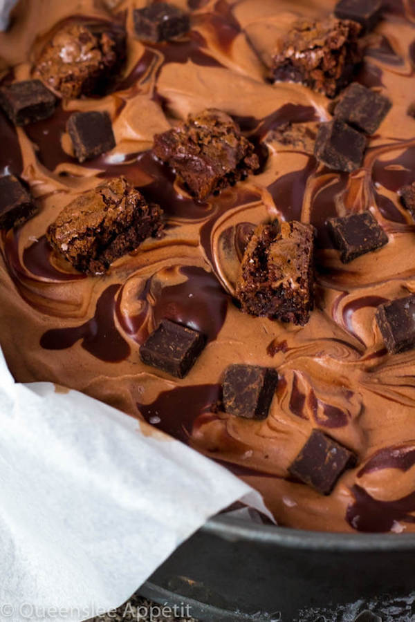 This No-Churn Brownie Fudge Swirl Ice Cream is for hardcore chocolate lovers only. This rich and creamy chocolate ice cream is loaded with chocolate chunks, chunks of brownies and swirled with silky ganache! 