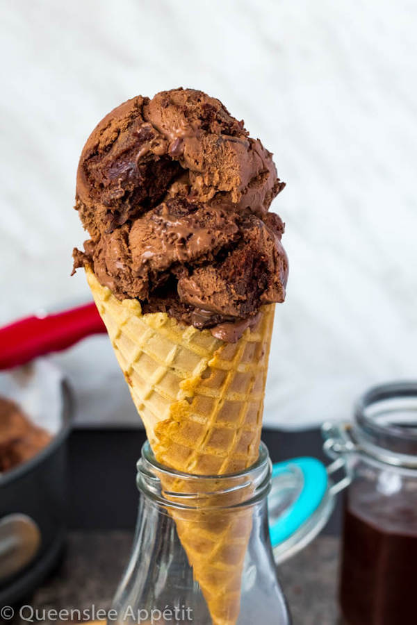 This No-Churn Brownie Fudge Swirl Ice Cream is for hardcore chocolate lovers only. This rich and creamy chocolate ice cream is loaded with chocolate chunks, chunks of brownies and swirled with silky ganache! 