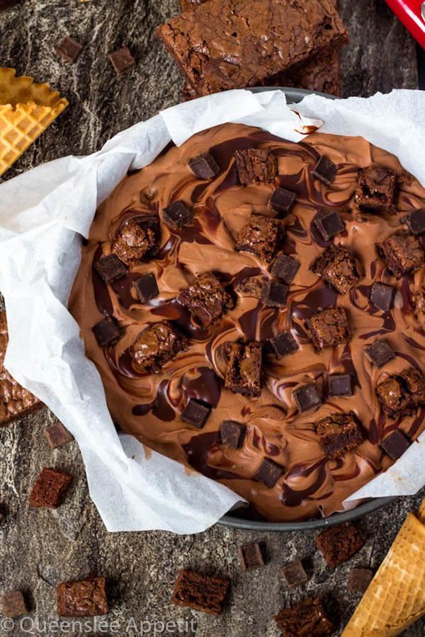 This No-Churn Brownie Fudge Swirl Ice Cream is for hardcore chocolate lovers only. This rich and creamy chocolate ice cream is loaded with chocolate chunks, chunks of brownies and swirled with silky ganache! 