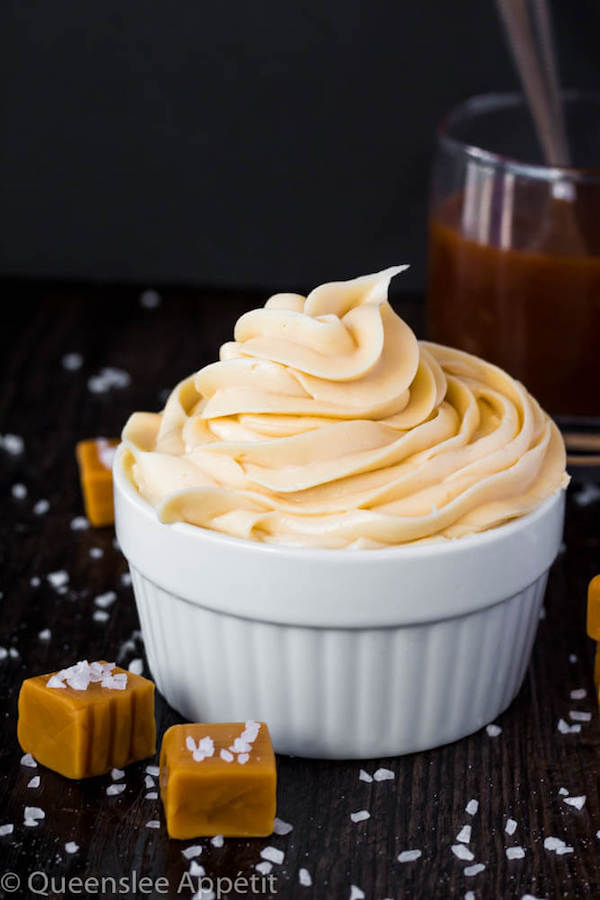 This Salted Caramel Cream Cheese Frosting is the best cream cheese frosting with sweet salted caramel flavour! This frosting is the perfect compliment for most flavours of cakes, cupcakes and many more desserts!