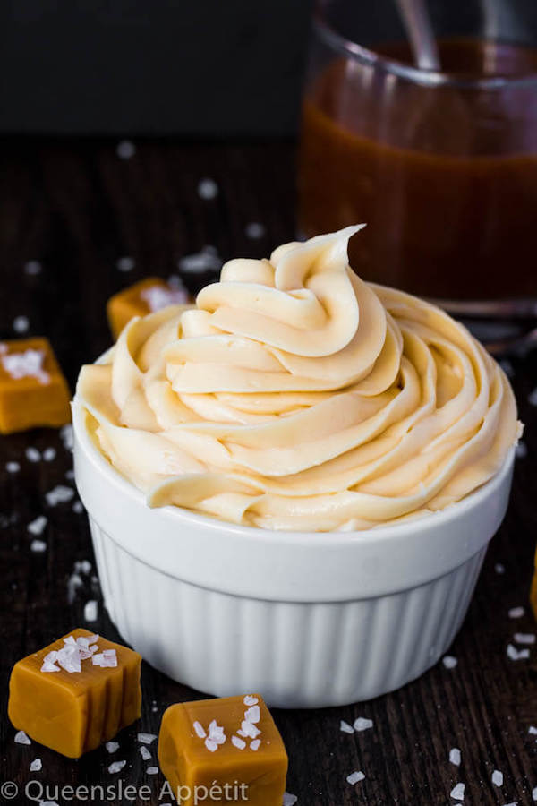 This Salted Caramel Cream Cheese Frosting is the best cream cheese frosting with sweet salted caramel flavour! This frosting is the perfect compliment for most flavours of cakes, cupcakes and many more desserts!