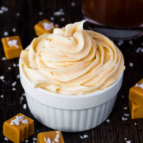 This Salted Caramel Cream Cheese Frosting is the best cream cheese frosting with sweet salted caramel flavour! This frosting is the perfect compliment for most flavours of cakes, cupcakes and many more desserts!