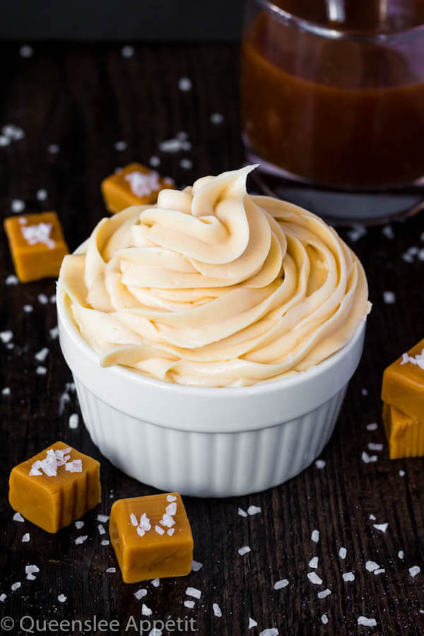 This Salted Caramel Cream Cheese Frosting is the best cream cheese frosting with sweet salted caramel flavour! This frosting is the perfect compliment for most flavours of cakes, cupcakes and many more desserts!