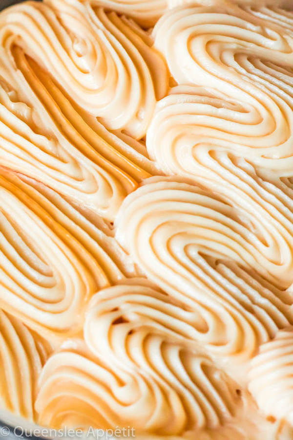 This Salted Caramel Cream Cheese Frosting is the best cream cheese frosting with sweet salted caramel flavour! This frosting is the perfect compliment for most flavours of cakes, cupcakes and many more desserts!