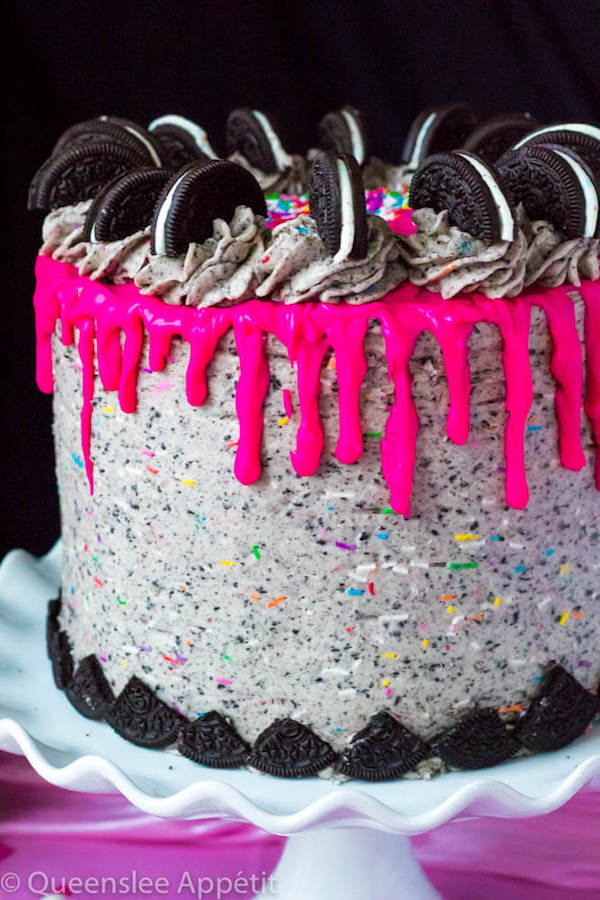 Birthday Cake Oreo Cake ~ Recipe | Queenslee Appétit