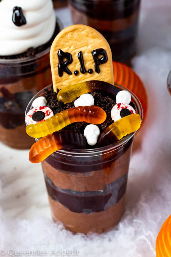 Graveyard Dirt Cups