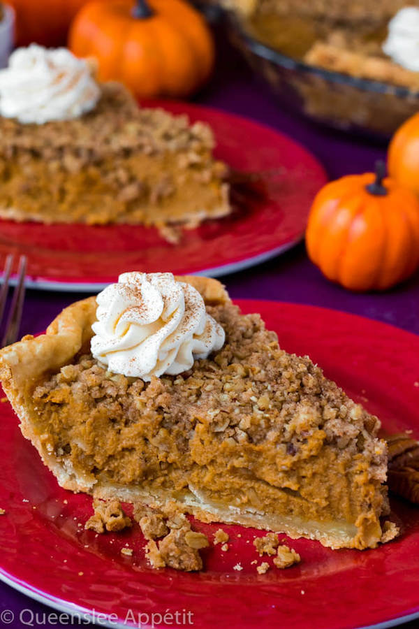 streusel pumpkin pie 