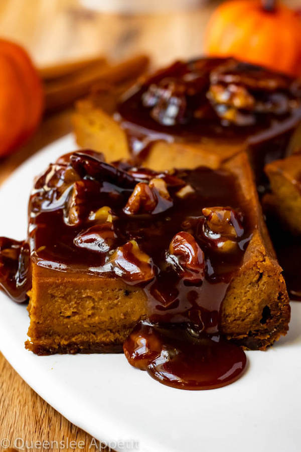 Pumpkin Pie Bars with Maple Pecan Praline Sauce