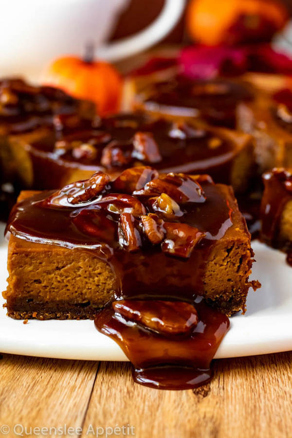 Pumpkin Pie Bars with Maple Pecan Praline Sauce