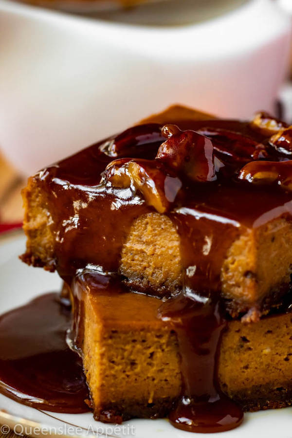 Pumpkin Pie Bars with Maple Pecan Praline Sauce