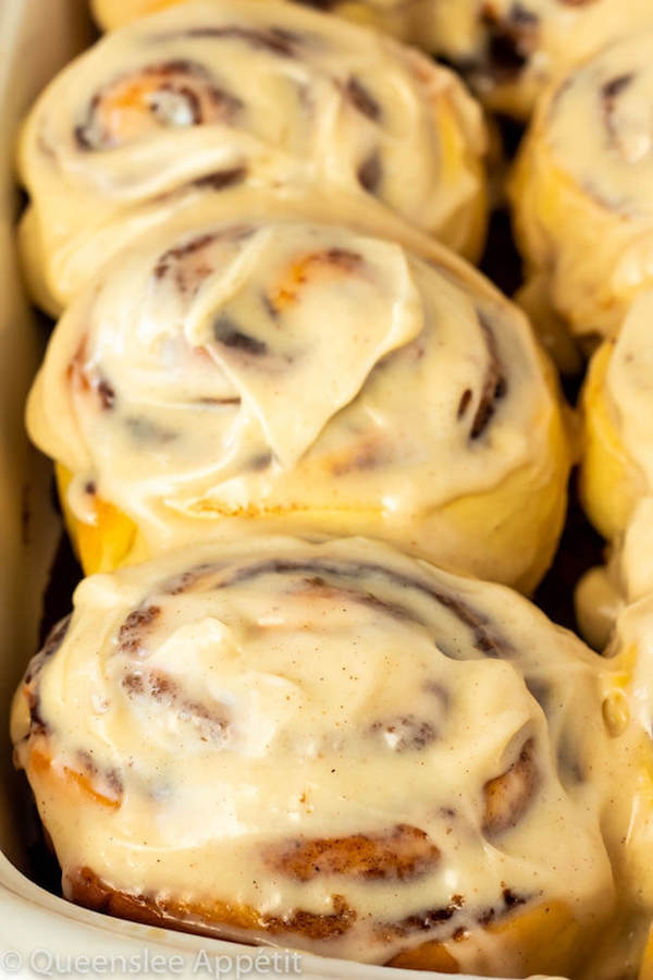 Eggnog Cinnamon Rolls