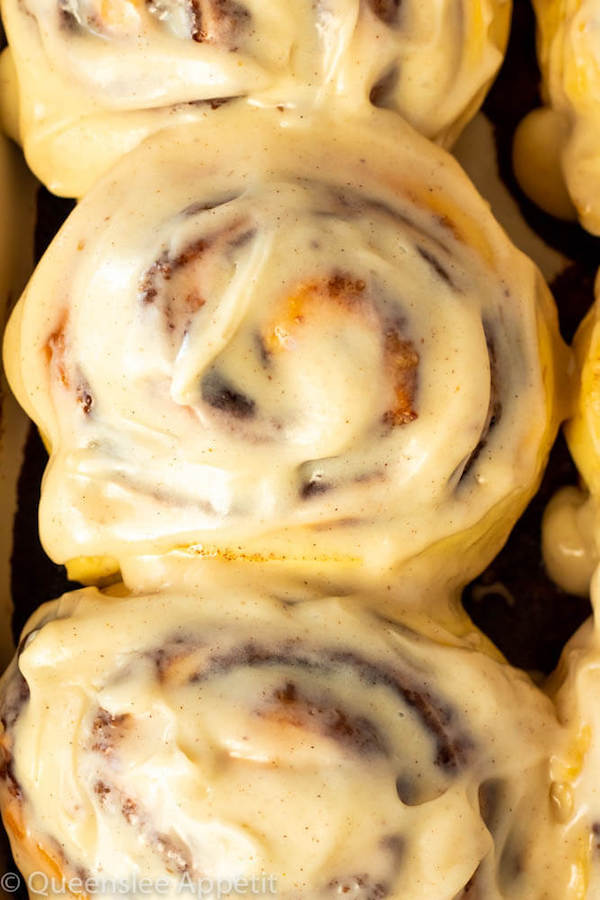 Eggnog Cinnamon Rolls