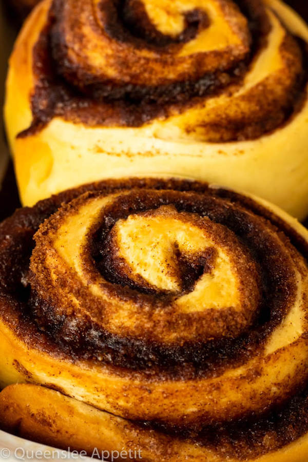 Eggnog Cinnamon Rolls