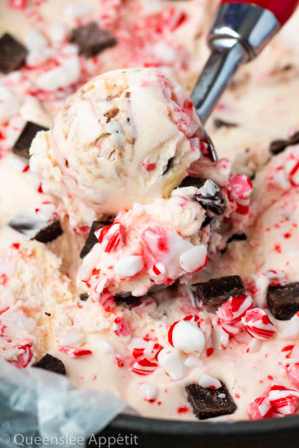 No-Churn Peppermint Bark Fudge Swirl Ice Cream