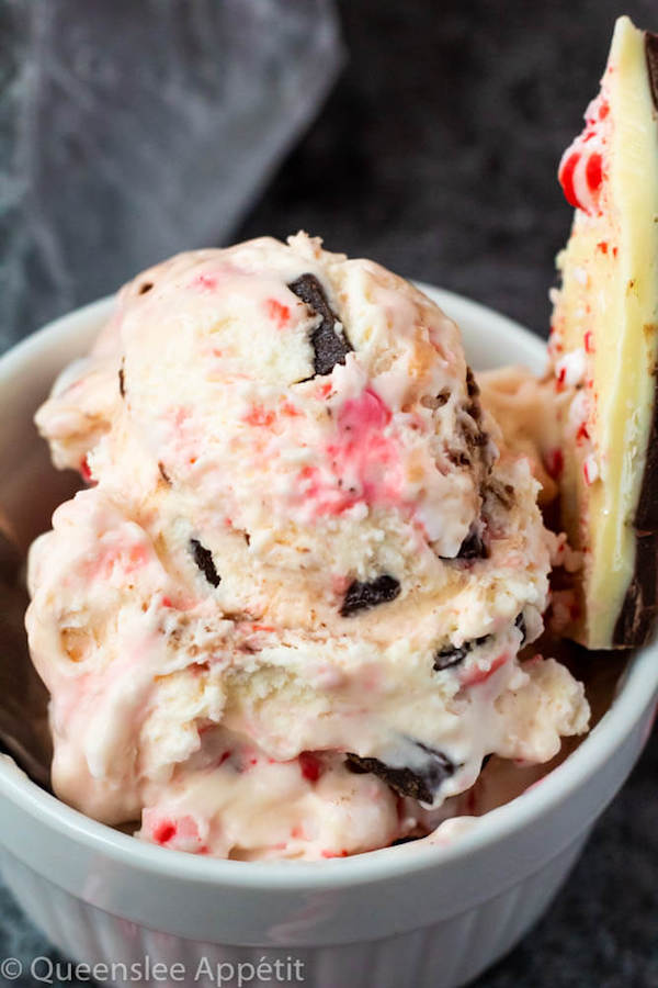 No-Churn Peppermint Bark Fudge Swirl Ice Cream