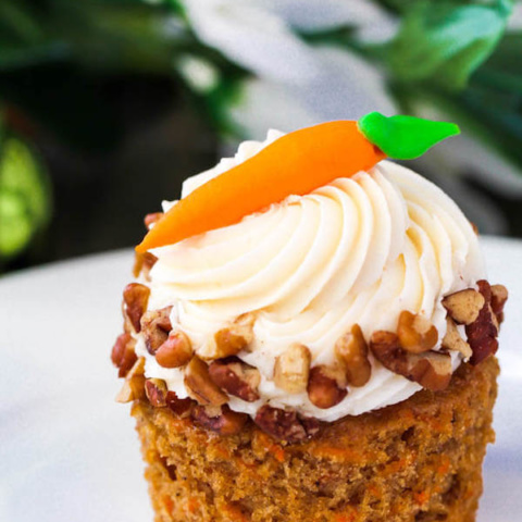 Carrot Cake Cupcakes with Cream Cheese Frosting