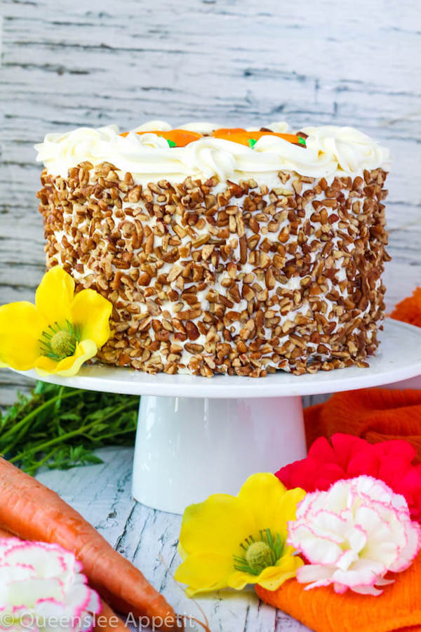 Perfect Carrot Cake With Cream Cheese Frosting Queenslee Appetit