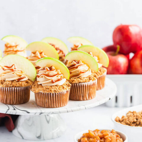 Caramel Apple Crumble Cupcakes