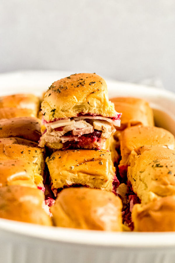 Leftover Thanksgiving Turkey Cranberry Sliders | Queenslee Appétit