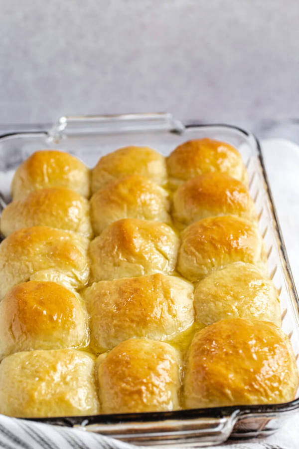 baked dinner rolls in a baking dish