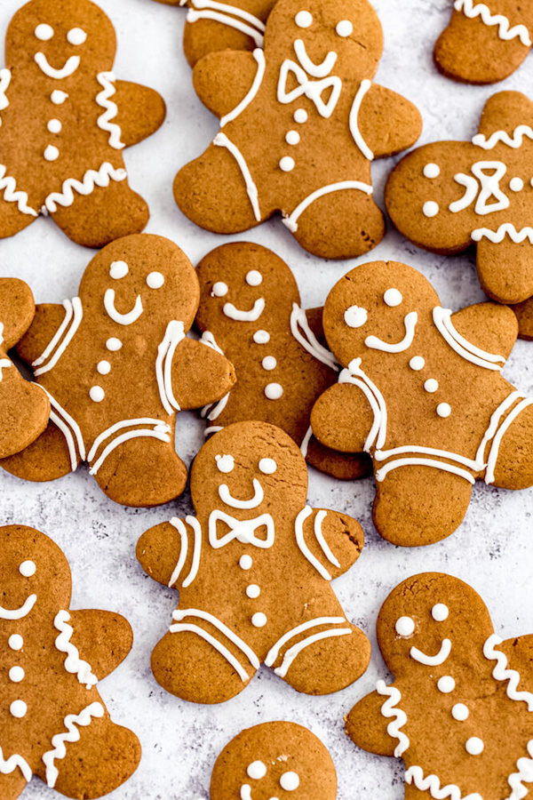 man shaped gingerbread flavoured cookies close together