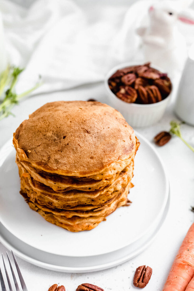 Carrot Cake Pancakes with Cream Cheese Glaze | Queenslee Appétit