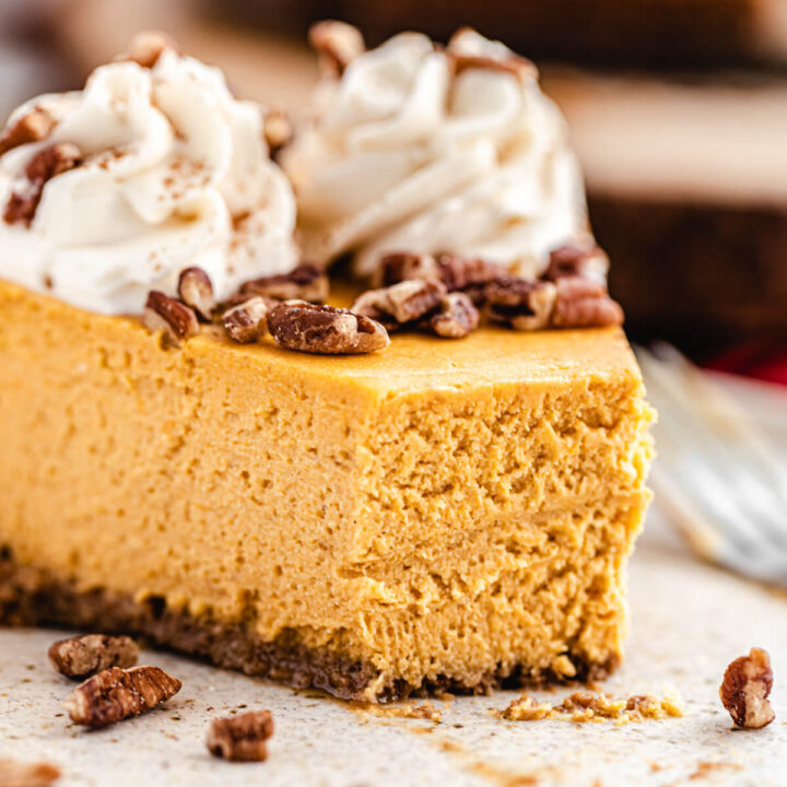 Pumpkin Cheesecake with Gingersnap Crust