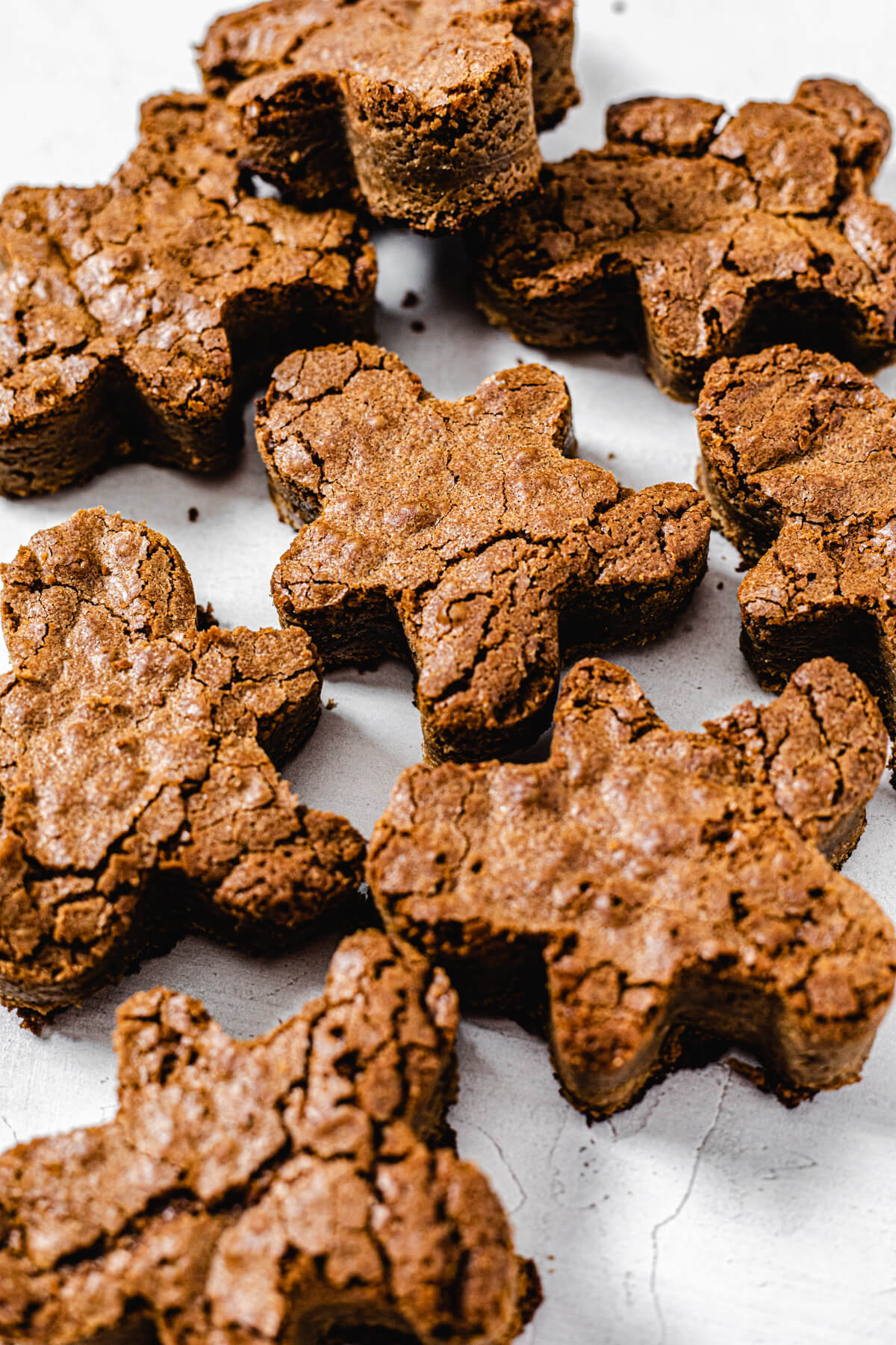 gingerbread man shaped blondies