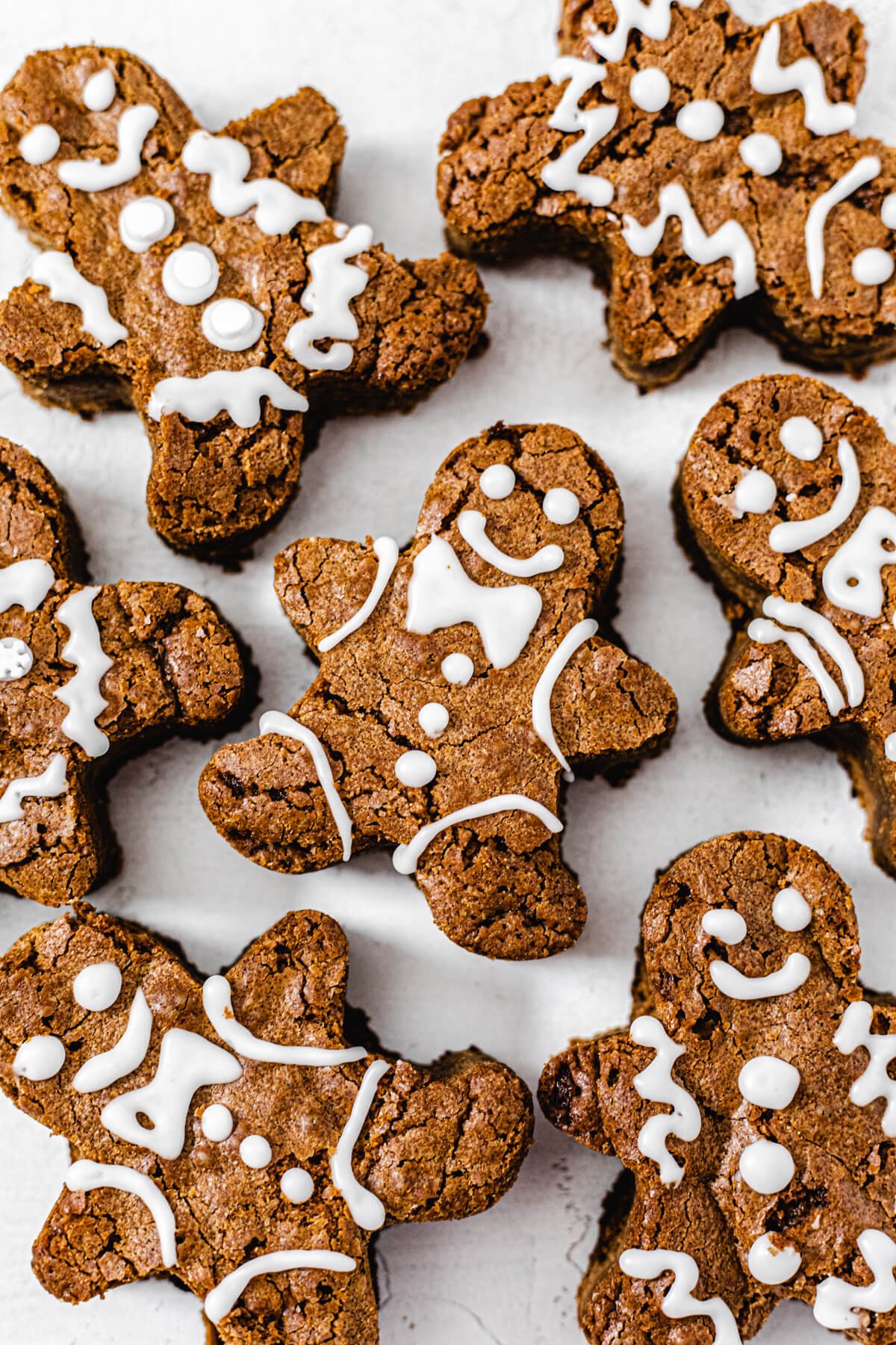 decorated gingerbread man blondies